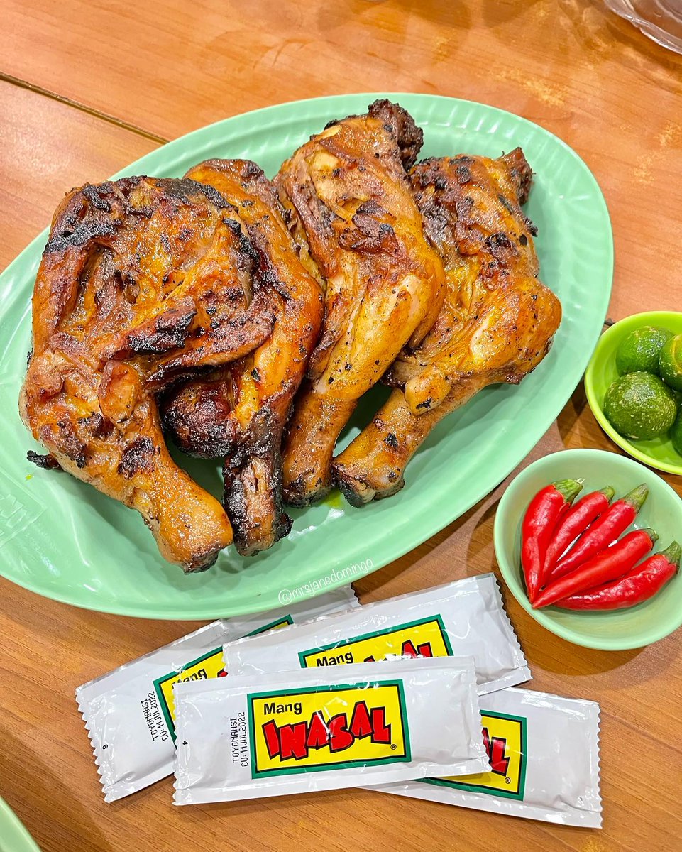 PM this PM1 to your barkada group chat and make your weekend #SolbsaIhawSarapAtLaki with Mang Inasal Chicken Inasal! 🤤 Order today for dine-in, takeout, or delivery via Mang Inasal Delivery App or manginasaldelivery.com.ph. #ILoveMangInasal 💚💛