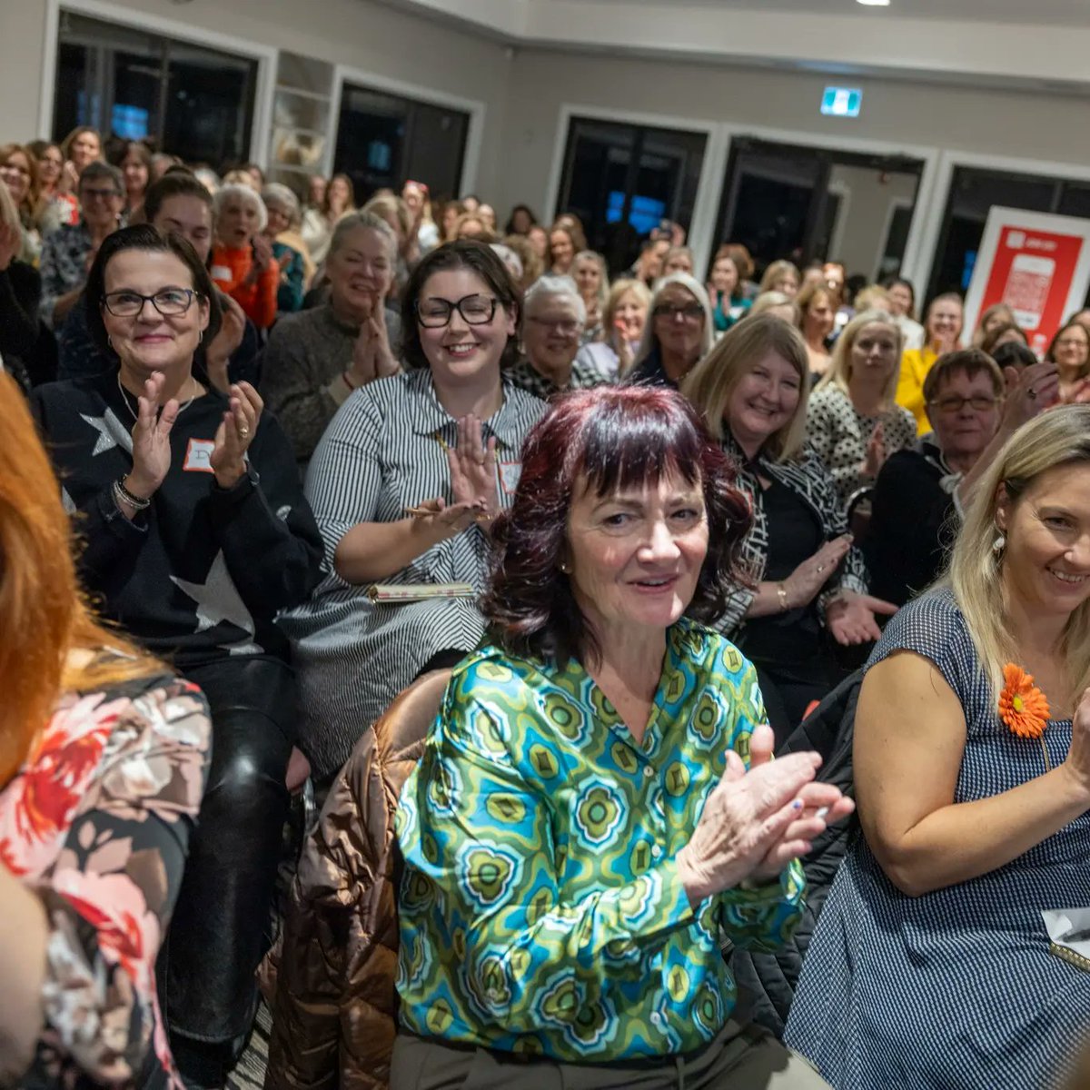 100WomenCalgary's tweet photo. Give back in a way that's simple, yet powerful. JOIN. Become a member or be a guest at a meeting. NOMINATE. Support a local charity by nominating them to receive $10K! VOTE. Meet for 1 hour,  learn about 3 nonprofits, cast your vote. 
DONATE. $100 4 x/year https://t.co/TfQZkIVMee https://t.co/tqnZlTX3ev