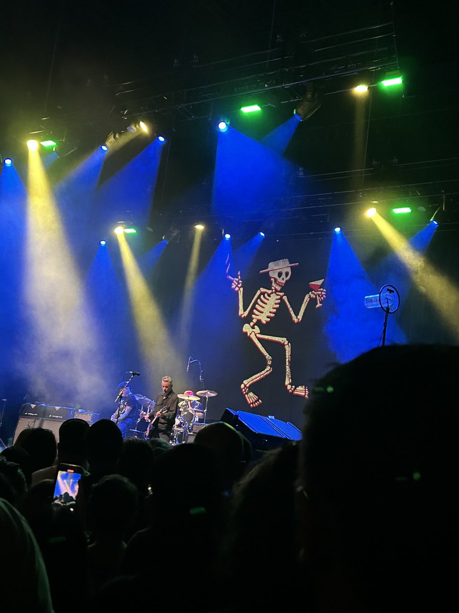 ChrisLupien's tweet photo. This week in shows. Southern Culture on the Skids, Social Distortion, They Might be Giants and Violent Femmes https://t.co/EXVVtXmD6K