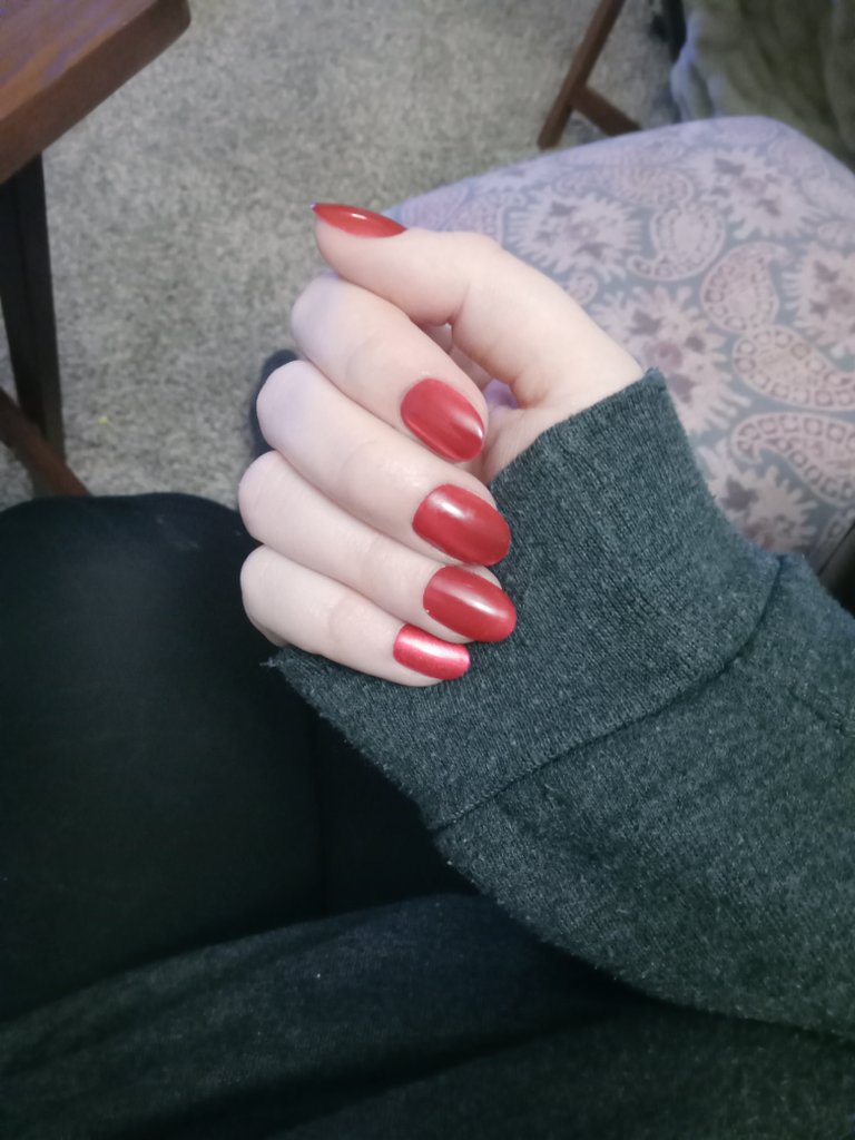 Blood red to suit my mood 💅🏻