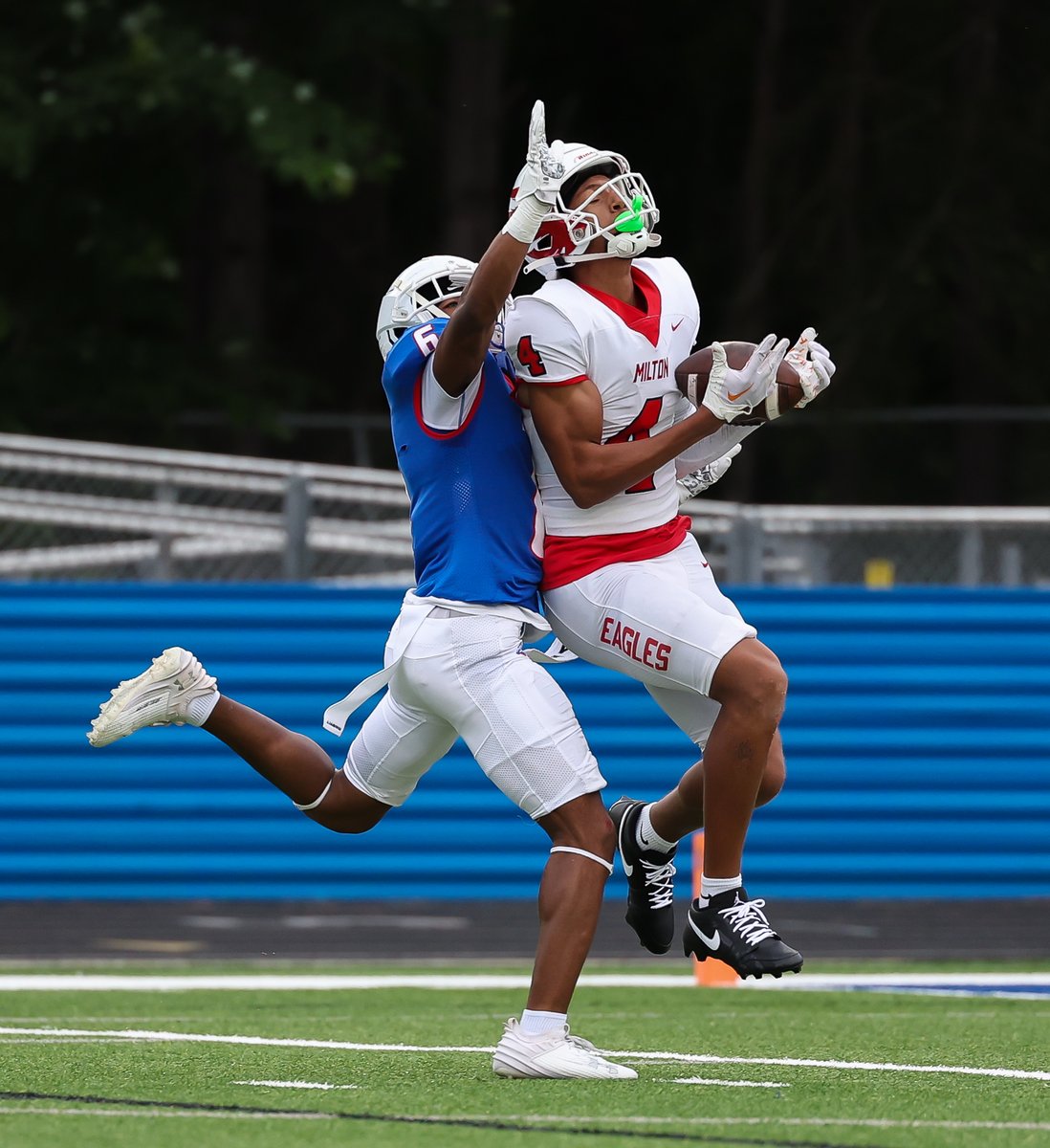 Absolute DOT from @LukeNickel5 to @CJWiley_4 for a long touchdown tonight in @MiltonEagles_FB's spring game victory against Ridge. @CoachBenReaves