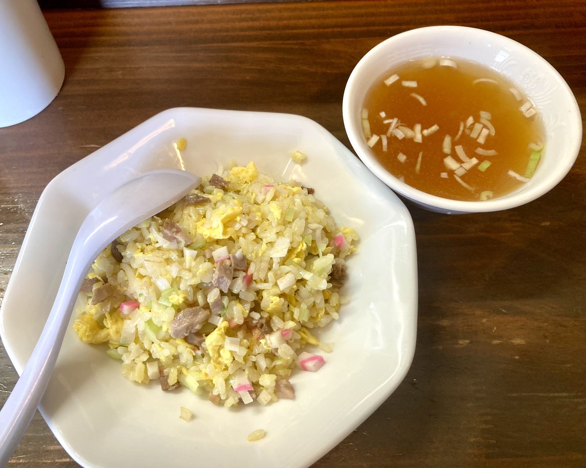 スタミナラーメン がむしゃ@つくば市
スタミナ冷やし大+レバー増し+味玉
半チャーハン
茨城のソウルフード💕
冷水で〆られた麺に熱々の甘辛餡が絡み美味しかった😋
野菜の甘さやクセがないレバーが最高✨
パラパラのチャーハンや出汁が効いたスープも絶品🍀
６月末の閉店は残念です😢
ご馳走様でした🙇🏻‍♂️