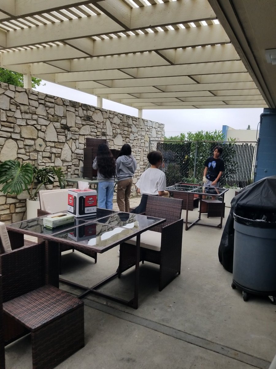 Parents and students worked together to get the lounge ready for our Foodie Friday's for our Fantastic staff. Today was tacos - always a hit!! The appreciation keeps going.