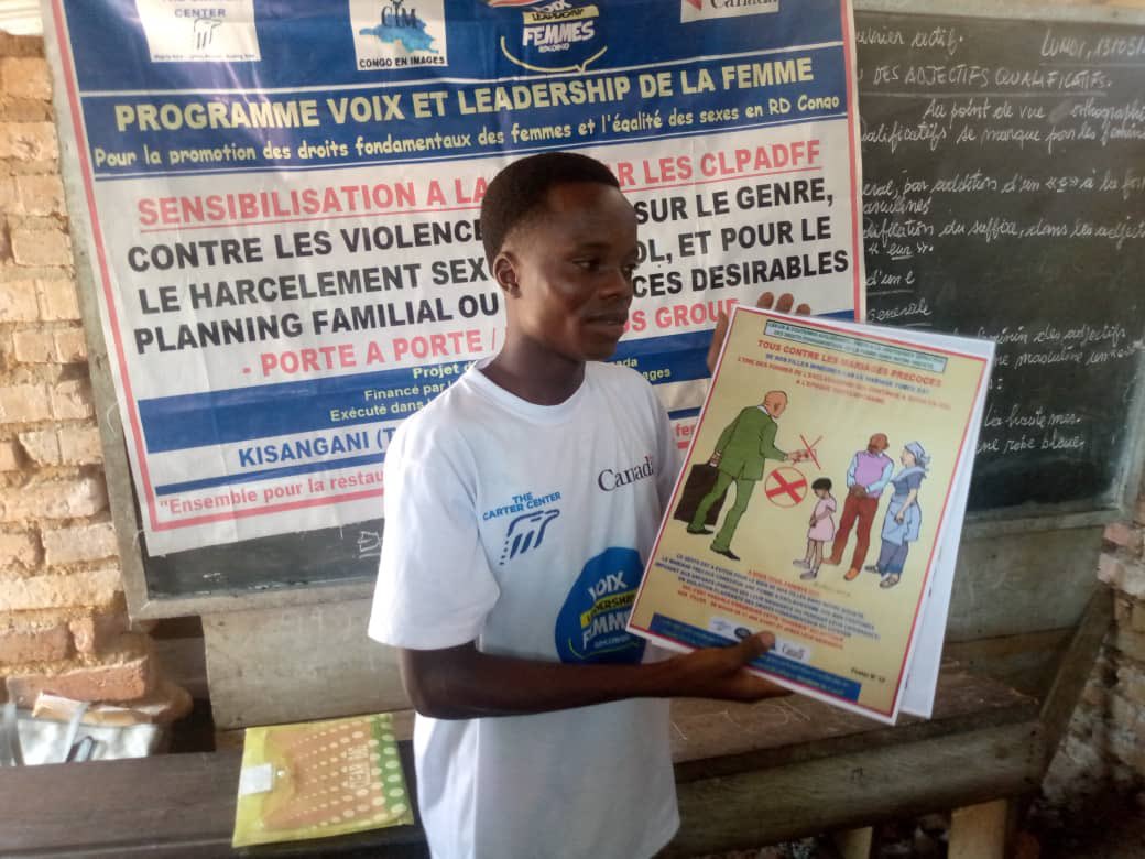 Les mariages forcés et Unions conjugales précoces ont fait l'objet des sensibilisations dans les écoles de Kisangani par les CLPADFF. Ici au Complexe Scolaire Les Saleh. C'est dans le cadre du Projet VLF du Centre Carter appuyé par les Affaires Mondiales Canada.