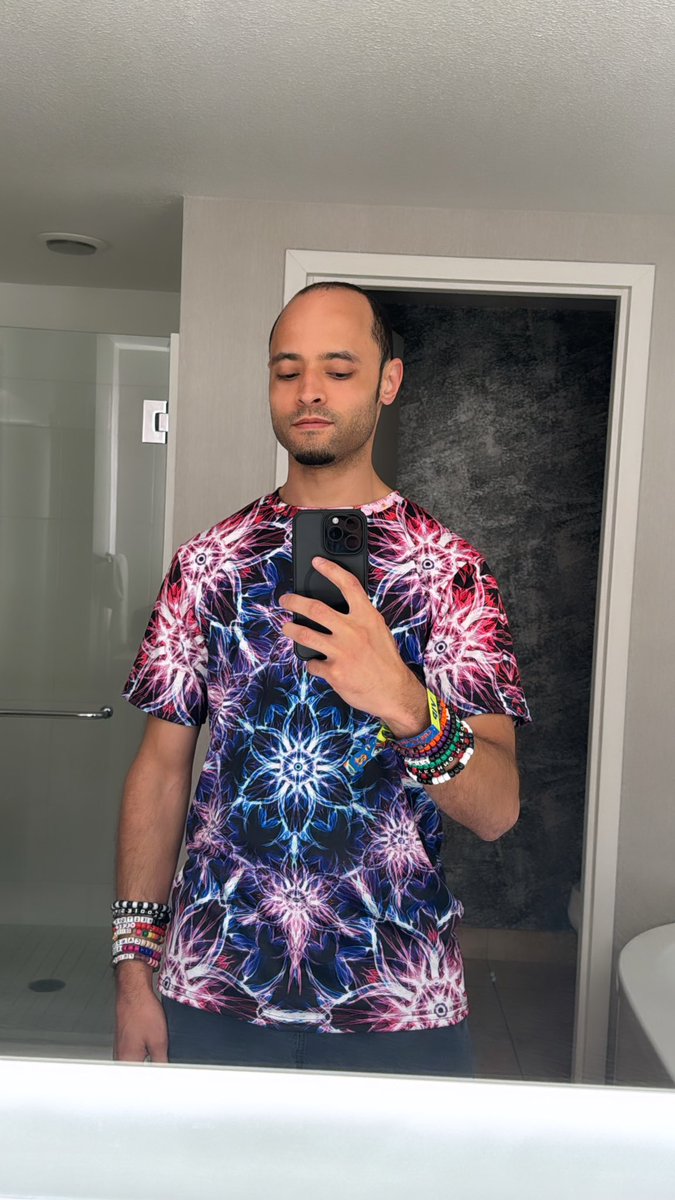 makeitraali's tweet photo. DAY 1🔊 https://t.co/lFxWHTuJUN