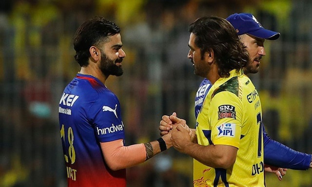 Virat Kohli said - 'To seeing that moment and living that moment is completely different things. Like people saying about Mahi bhai, why he's taking the match till the last but he knows he can handle & look how many matches he finishes & won the match for team'.