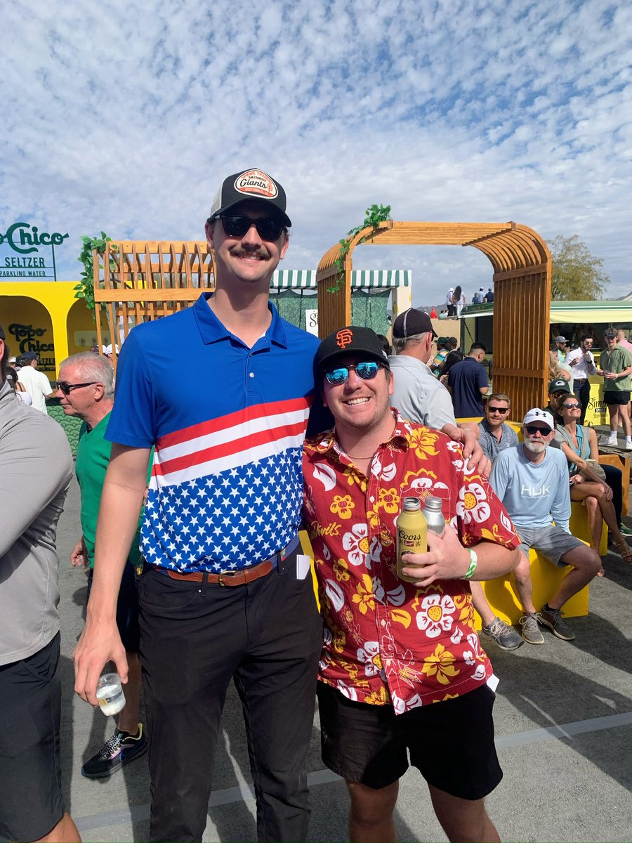 MitchellCCase's tweet photo. Obligatory reminder Sean Hjelle is a massive human being #COLvsSF https://t.co/LQN0e6PusP