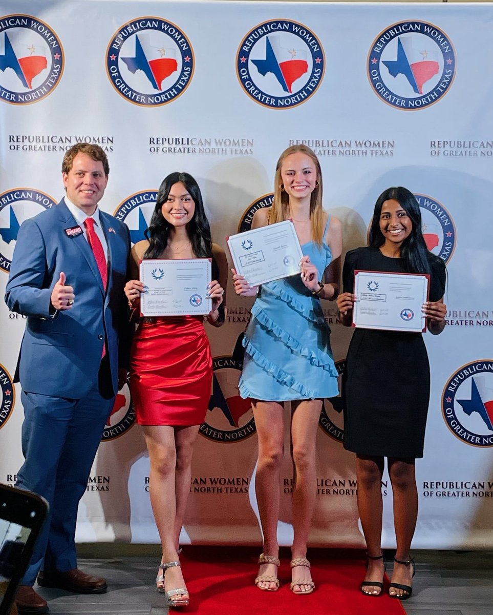 I had a great time tonight with Republican Women of Greater North Texas. These three young women just graduated high school and each received a $3,000 scholarship for college. Gig'em!