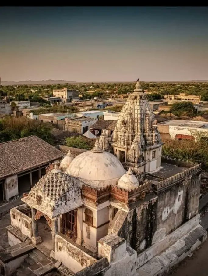 The Jain Temple in Nagarparkar Bazar, Sindh, Pakistan, is an 800 to 1000-year-old historic gem. Known for its intricate carvings and exquisite craftsmanship, it stands as a testament to the region's rich Jain heritage and attracts visitors for its architectural beauty & cultural