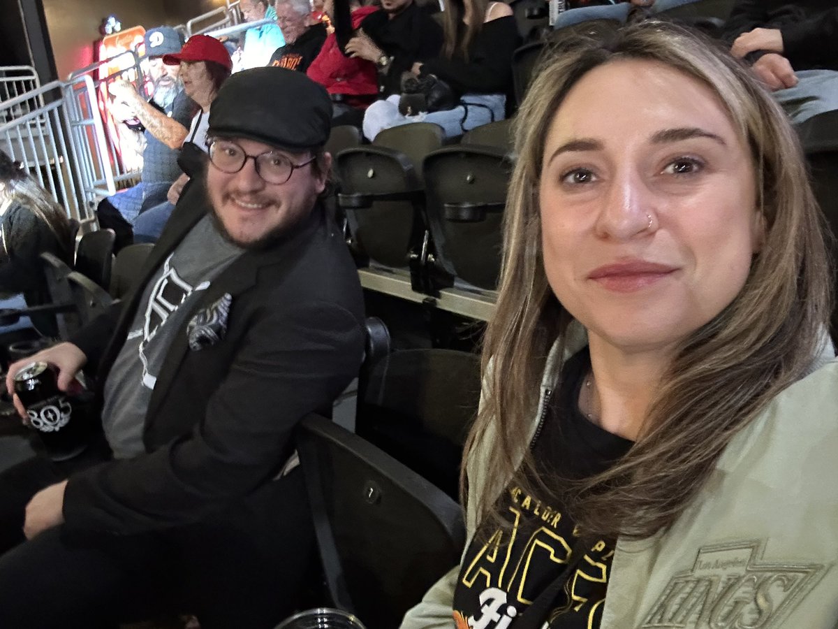 MissMeganEmily's tweet photo. The #ReignTrain continued onto the desert! Always hard when you're a fan of both teams but I'm loyal to the @ontarioreign 🫡 #GoReignGo https://t.co/EXw7VmKG1n