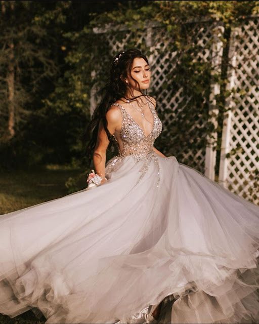 Explore the elegance and innovation of Jovani Fashion Styles, a dialogue of high-end fashion that has set standards in the world of luxury. inveiglemagazine.com/2021/04/jovani… #fashion #fashionstyles #designers