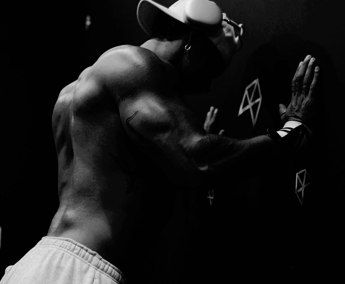 UnhingedHoly's tweet image. ⠀   ⠀         

                             𝙅𝘼𝙔 𝘽𝙐𝙎𝘾𝙃𝙀𝙈𝙄.