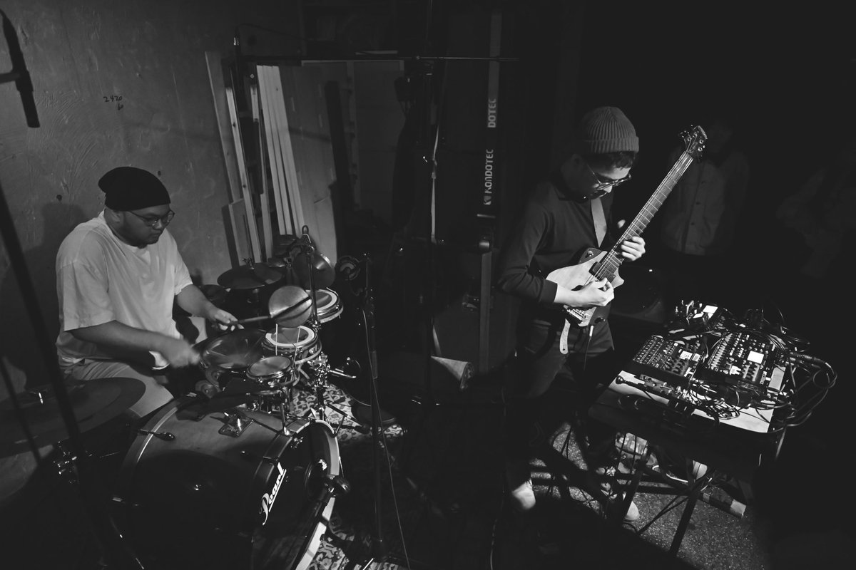 Last night at <a href="/FORESTLIMIT/">FORESTLIMIT</a> as usual, subarashi crowd 🔥

📷 <a href="/sntnif_jpeg/">Santana_jp</a>