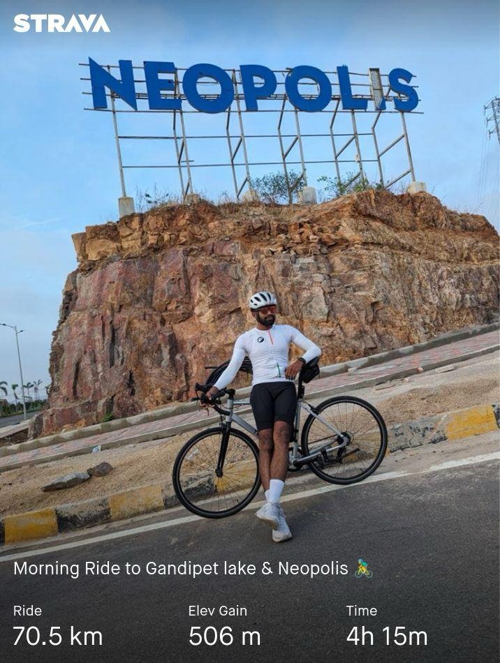 #HyderabadLovesCycling #Neopolis #Hyderabad #Kokapet #HappyHyderabad #Cyclist Spreading Happiness Thanks Everyone Supporting #hyderabadCyclingRevolution #activemobiltiy Campaign Walk < 1 km Bicycle < 5 km Public Transport > 5 km @HydcyclingRev