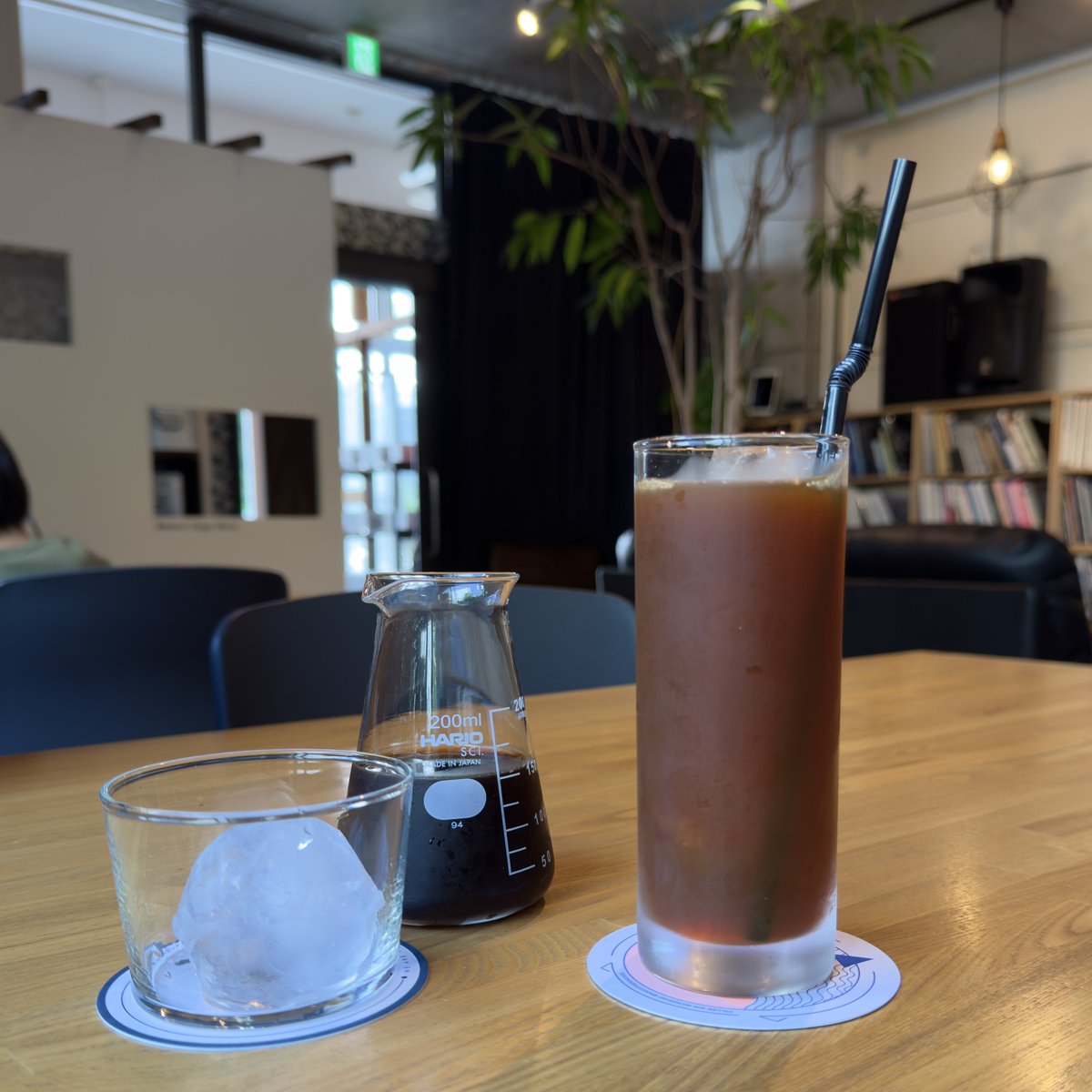 tb_tty's tweet photo. 今日も今日とて #アイスコーヒー
@NOG_COFFEE
#batchbrew #colombia
#coldbrew #nicaragua
#台本書かねば https://t.co/HG3uQtDZn6