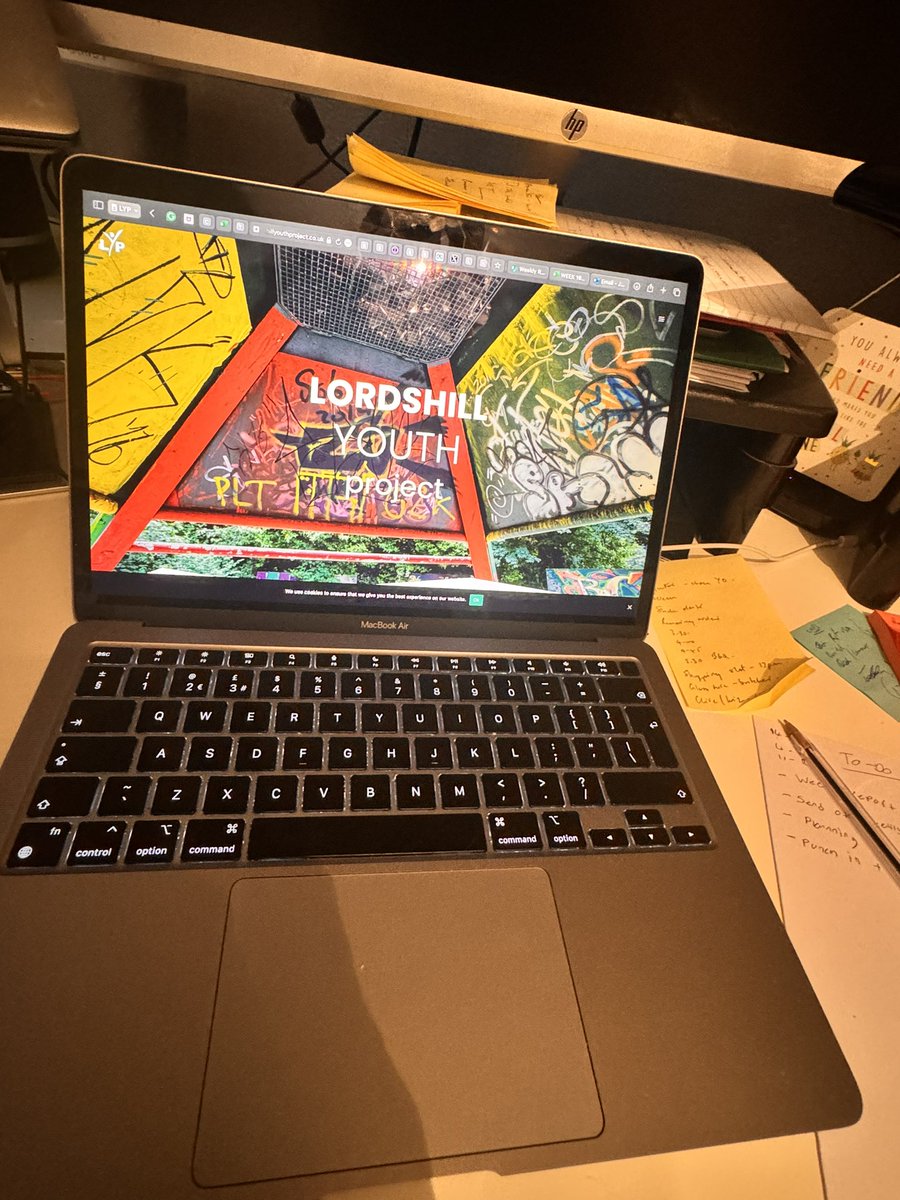 Early morning start and this morning I’m not in my office instead I’m in someone else’s office that’s much more nicer then mine…

#EarlyRiser #WFHLife #HomeOfficeVibes #OfficeLife #MorningMotivation #RemoteWorkLife #WorkFromAnywhere #OfficeCulture #StartYourDayRight