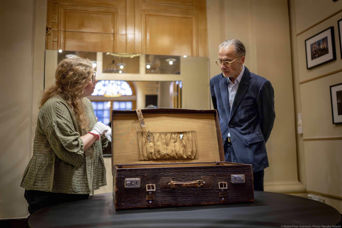 This suitcase (pictured) was carried by 1966 literature laureate Nelly Sachs and her mother as they escaped from Nazi Germany in 1940. It and the clothes they wearing were the only things they brought to Sweden. The suitcase was donated to the #NobelPrize Museum last year.