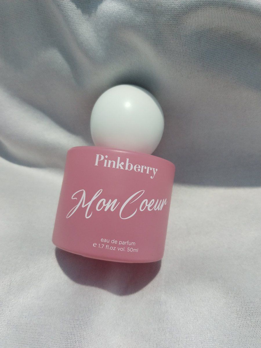 sunflow2_'s tweet image. Aku mau spill beberapa parfum yang wanginya girly banget dan harganya juga affordable

-a thread