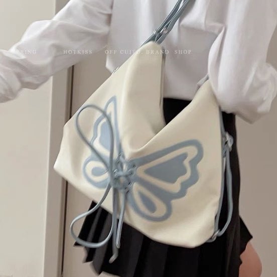 lilcentaur's tweet image. aesthetic blue &amp;amp; pink bag ⋆.˚✧

a thread