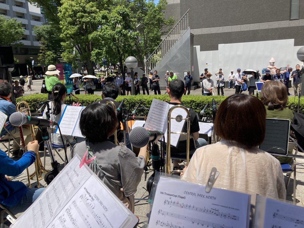 UJO_Jazz's tweet image. 晴天に恵まれ、素晴らしいお客様にご観覧いただき最高のステージ😆ありがとうございました!何度も出演させて頂いてますが、立川いったい音楽まつりは素晴らしいイベントですね!スタッフの皆様に感謝😊
#立川いったい音楽まつり
#立川いったい #立川
#名も無きジャズ楽団
#untitledjazzorchestra