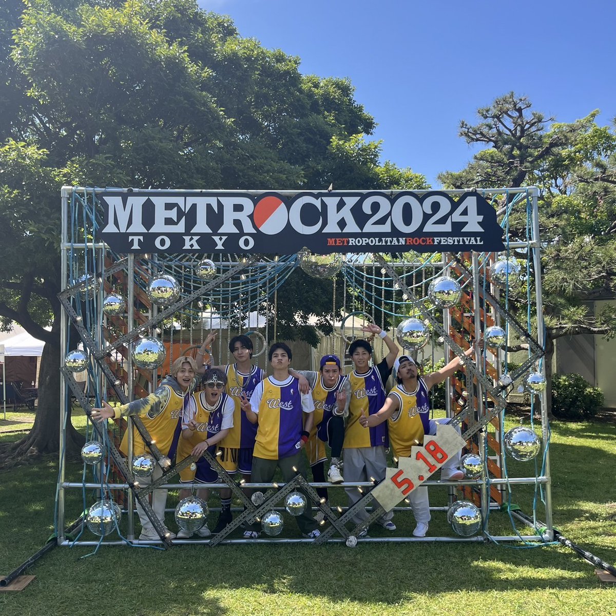 METROCK_pr's tweet photo. 2024.05.18
METROCK TOKYO
￣￣￣￣￣￣￣￣￣
#アーティストフォト📷
WEST.

#メトロック
#WESTꓸ  @WEareWEST7 https://t.co/VVpO5En4SV