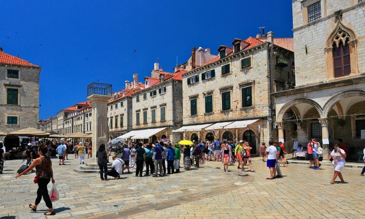 #Dubrovnik Sees 24% Increase in #Tourist Numbers Compared to Last Year buff.ly/4apzrvd
