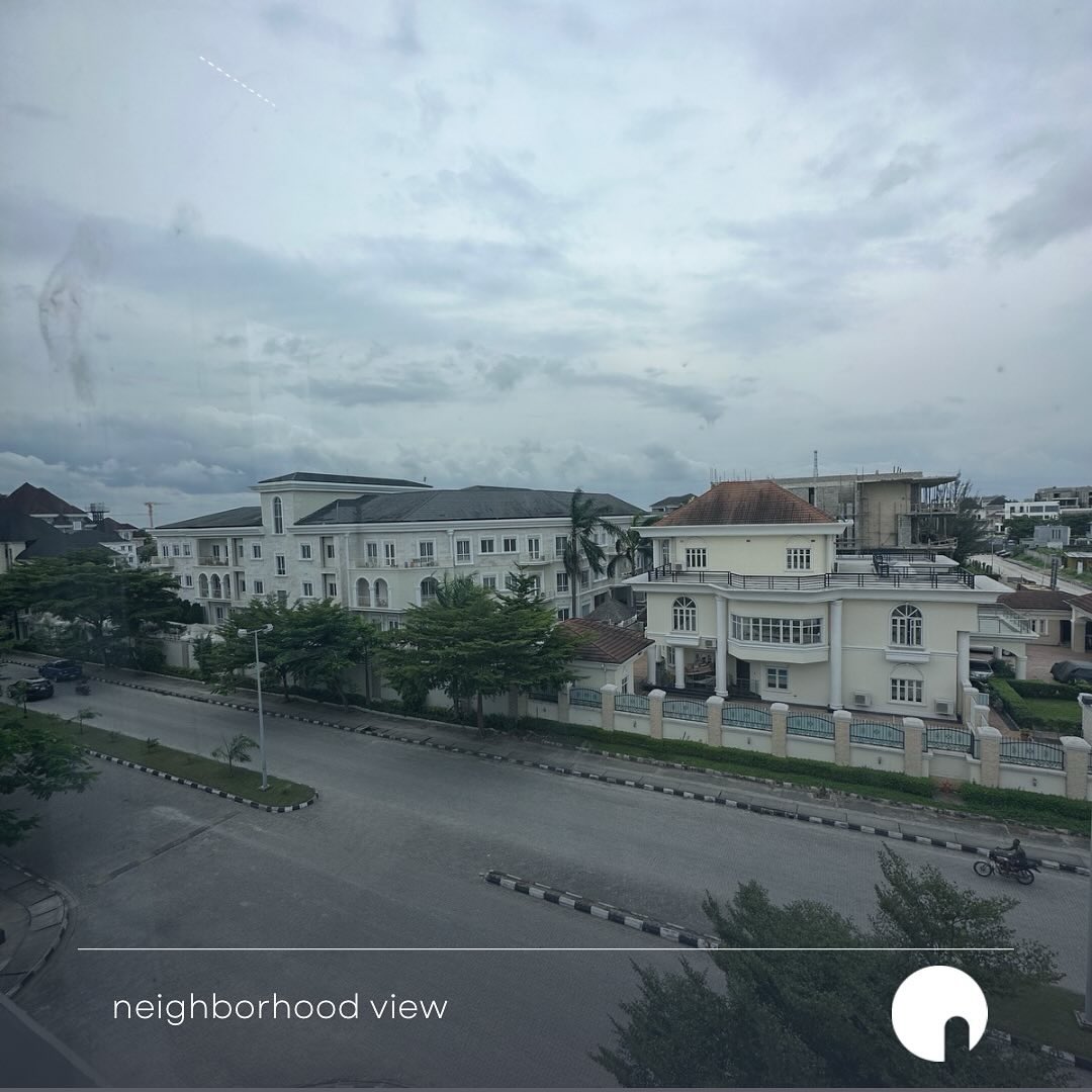 The House is fully automated. 

PRICE: Call

.
WhatsApp: wa.link/nqvs00
Mobile:  +2348097370052,  08036304500
Website: wisecom.xyz 

.

#realestate #wisecom #lagospropertyforsale #bananaislandlagos #ikoyilagos #ikoyi #bananaislandhomes #bananaisland