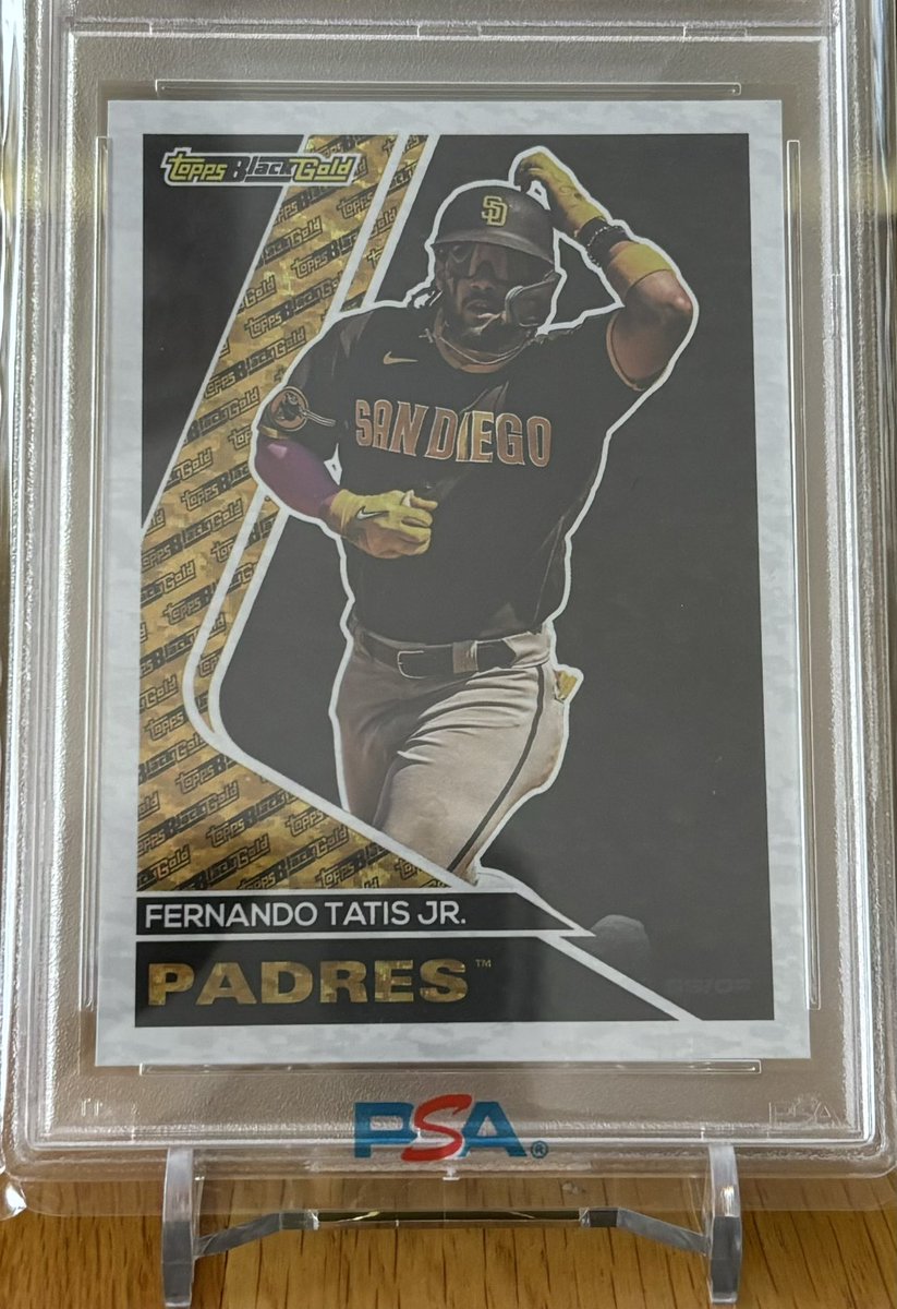 #今日のフェルナンド
#FernandoTatisjr
#ElNiño
#Topps
#Toppsnow
#要は何であろうが好き
#オートは持っていません

ど〜もすいませんカード（初代林家三平）と名付けました😂
本家とは手が逆、位置も違いますがそれっぽいので😅