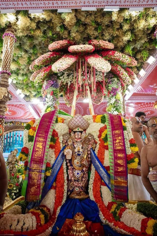 Srivari Padmavati Parinayotsavam

Malayappan in Gaja Vahanam