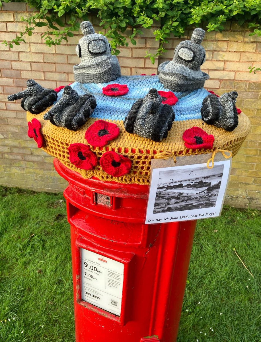 #postboxSaturday our Droitwich Spa knitters have been at it again