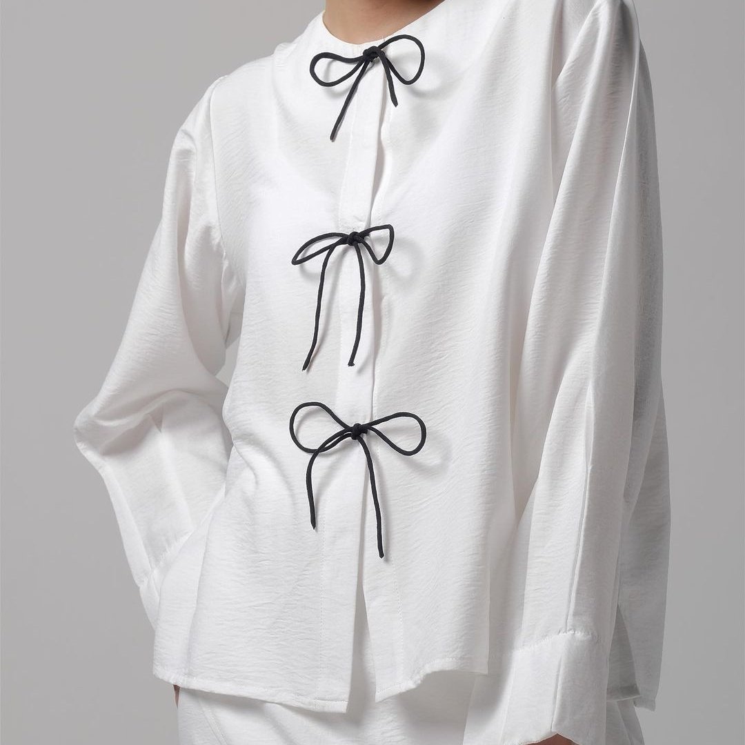 ucanbuyy_'s tweet image. mau spill beberapa atasan or blouse dengan detail tali pita cantik yang sangat wort it but dibeli 🫶👇