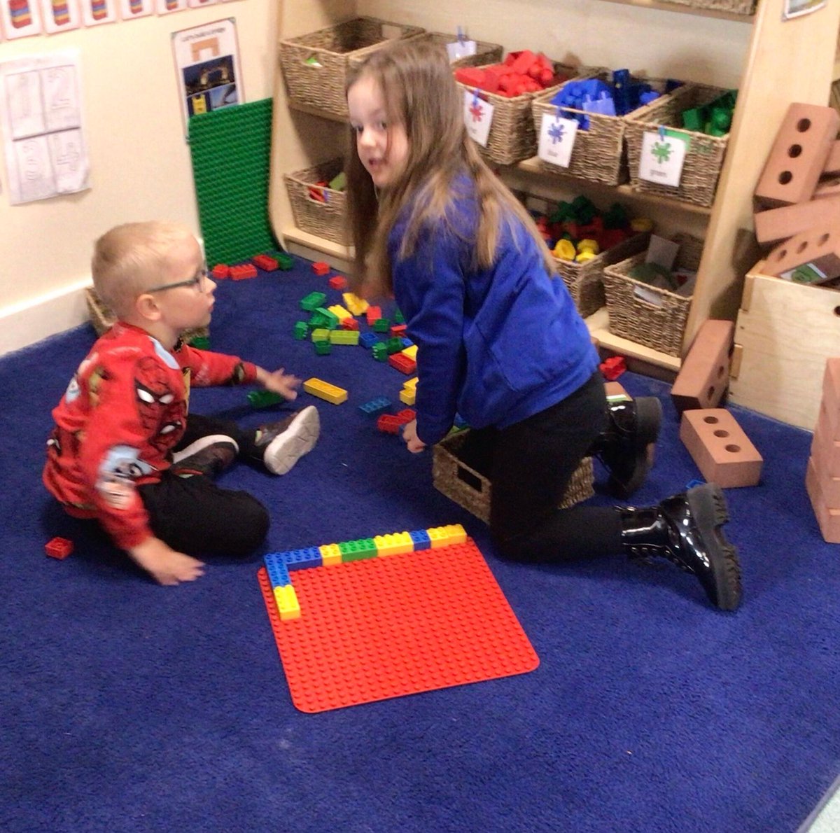 The children in the nursery have been busy together this week exploring their learning environment. @HMSWizardFS1 @DeltaStrand #Frienships #Fun