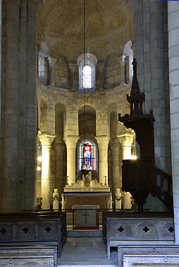 57ème match des 64ème de finale : - Eglise Notre Dame BEHUARD (49) face à - Eglise de la Sainte Croix VEAUCE (03) Photos dans l'ordre cité Les votes ci-dessous #concourseglise