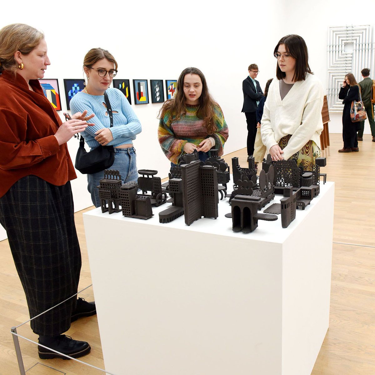 📢 Call out to all museums, galleries, local authorities, universities, historic environments, properties or trusts with collections! Join us on 22nd May at 10am for a Curator (MA) Information Webinar. Find out more at the link in bio #curator #curators #collections #apprentices