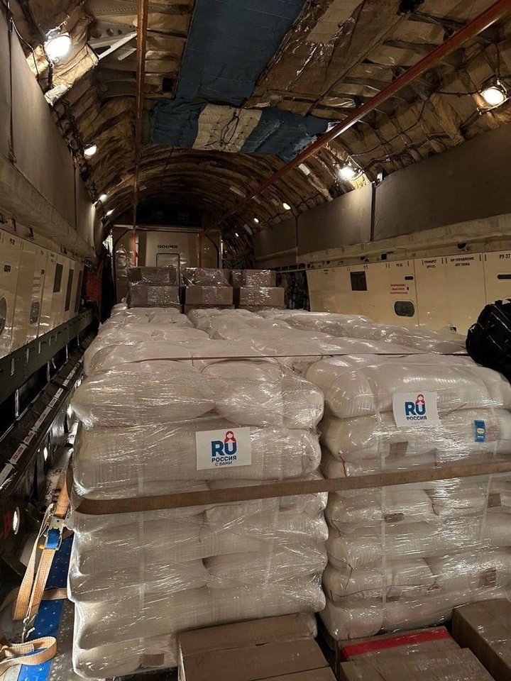 On May 16, a special flight of the Russian Ministry of Emergencies delivered another shipment of #humanitarianaid to Kabul, comprising 21 tonnes of #foodproducts, that is particularly important for the population of Baghlan, affected by the recent devastating floods
