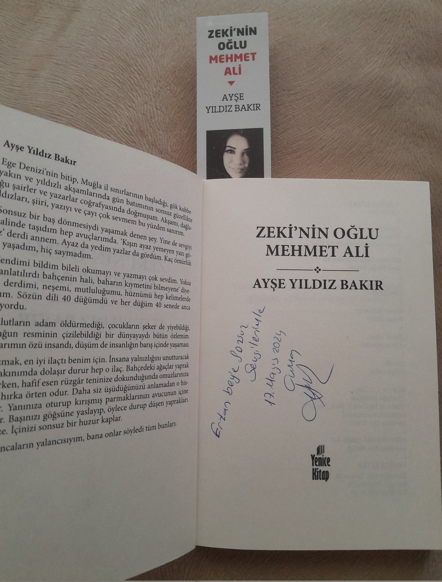 Sevgili AYŞE'
Kıymetli Emanetini aldım🙏
Sadece arka kapaktaki
Anekdot'ların okunmaya değer 
Bir eser olduğunu göstermiştir.
Artık banada okumak düşer😊 Zihninden,yüreğinden
Geçenleri,yazıya döken Kalemine Emeğine sağlık.🧿
Ayşe başkan👏✊🏼
@Aye18698405
Dostlarıma tavsiye ederim