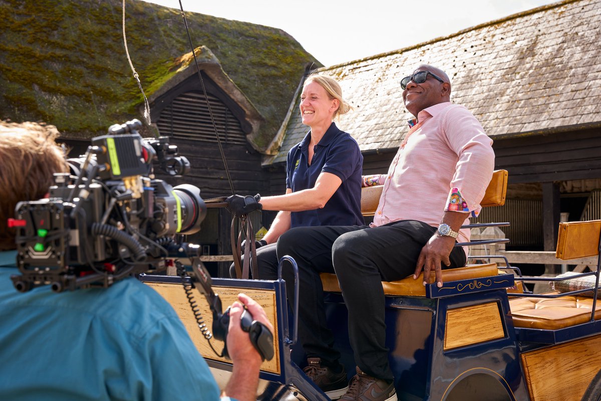 Here's some behind-the-scenes photos from the first episode of #AinsleysNationalTrustCookOff filmed at @WimpoleEstateNT. This was Farm Manager, Emma taking Ainsley on a carriage ride. Fancy taking a ride with us? bit.ly/CarriageRidesNT @AinsleyFoods @PlimsollProds @ITV