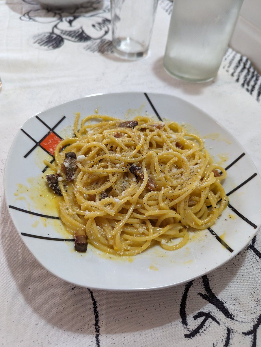 SimoneSessaDev's tweet photo. La mia prima carbonara https://t.co/ENNKJRnJ3t