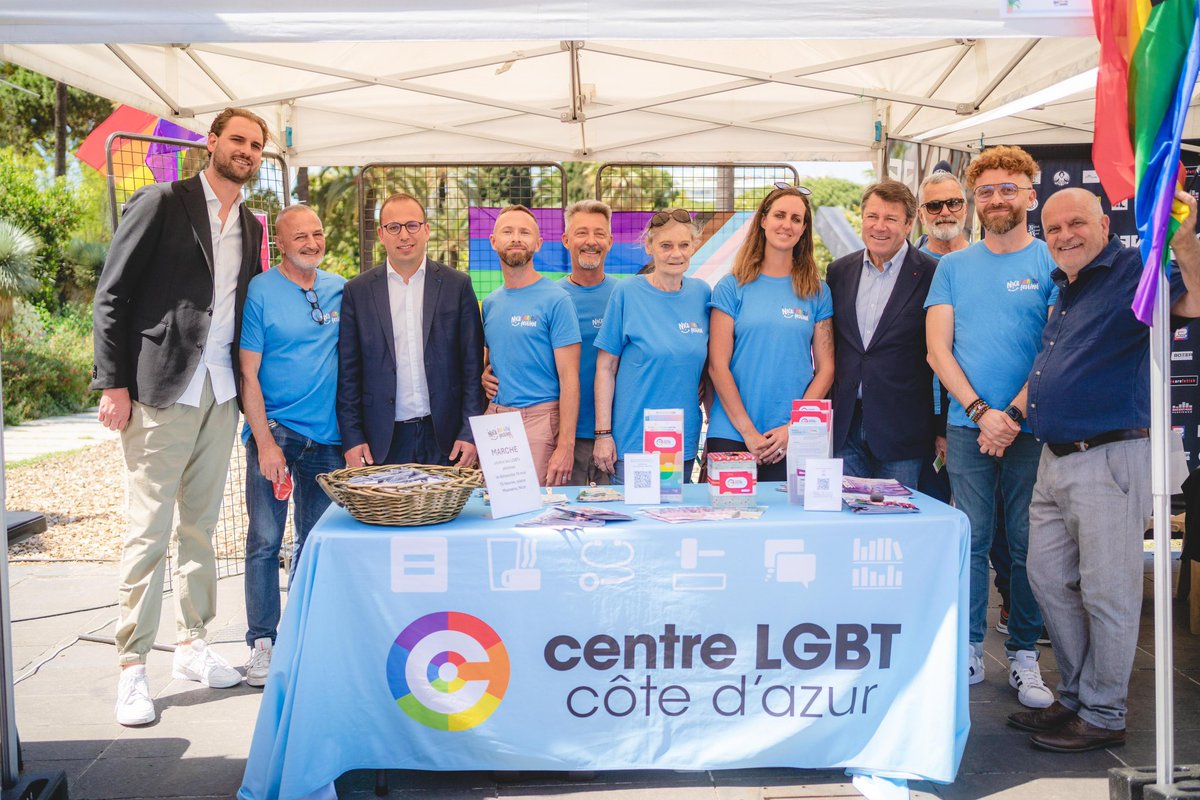 Au lendemain de la journée mondiale contre l’homophobie, le jardin Albert premier aux couleurs du Rainbow Festival 🏳️‍🌈 Merci à @erwannleho et Loïc Jourdan d’avoir organisé ce bel événement ! #Nice06