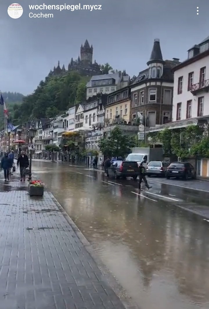 Das wir halt um diese Jahreszeit in einem rel. regelmässigen Abstand schon wieder #Hochwasser und #Überflutungen an der #Mosel haben ist schon bedenklich. An der Untermosel bei Cochem kommt zwar noch Rückstau durch die Staustufe dazu. Trotzdem ist HW eig. mit Tauwetter verbunden.