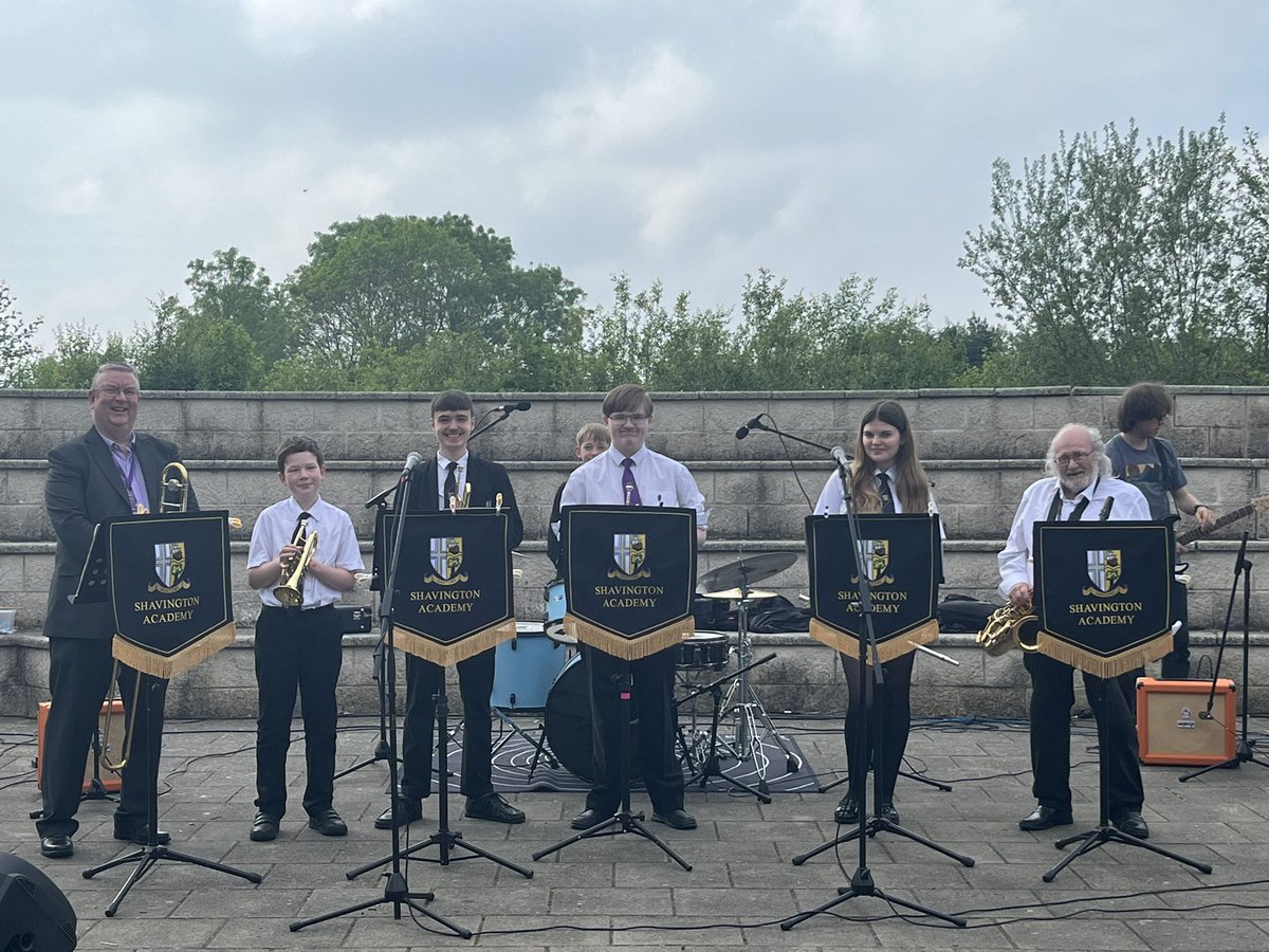 @Shavington_Ac @CcswSchools Well done to Shavington Academy Concert Band who performed a selection of pieces to a very appreciative audience at Cheshire College S&W Open Day this morning. Super effort and great playing.#Teameffort#communityspirit