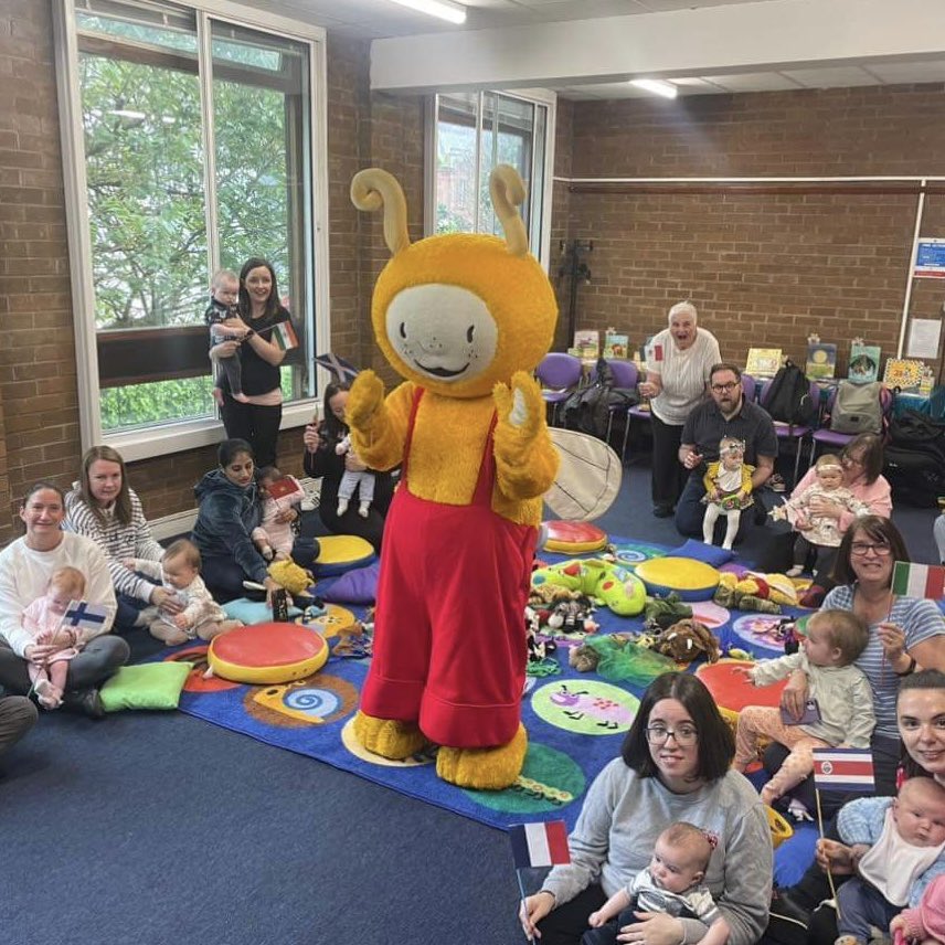 LibrariesNL's tweet image. #AirdrieLib have enjoyed celebrating #BookbugWeek this week with a very special visitor.