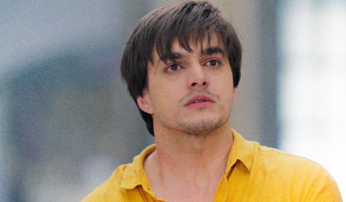 The most unluckiest &amp; misunderstood person, didn't get proper ending but still stood strong till the end🥺💔

#MohsinKhan #MoMinions @momo_mohsin #KartikGoenka #8YearsOfKartikGoenka