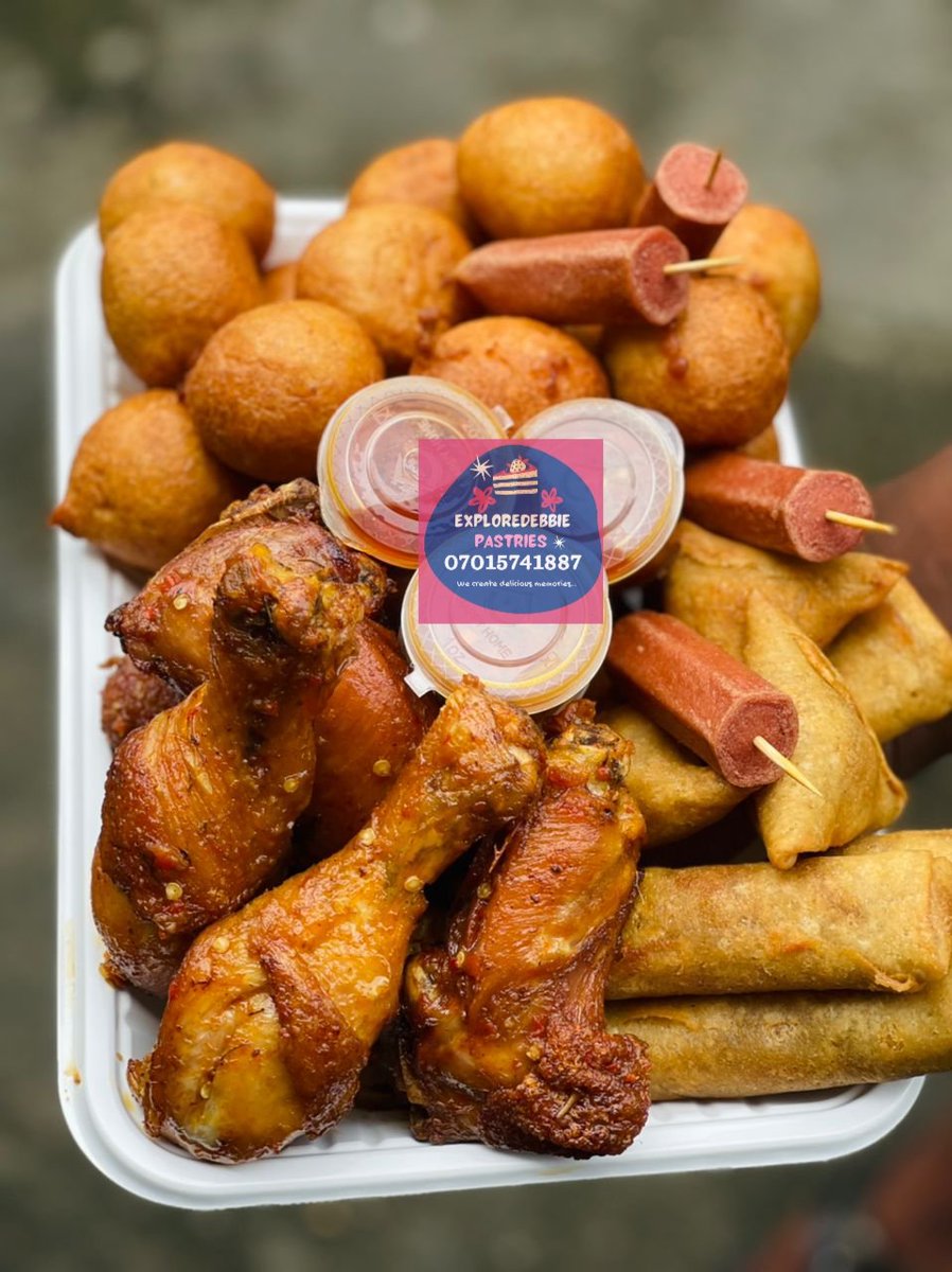 Happy weekend! Treat yourself to our delicious small chops, available today starting from N3500!(1 samosa, 1 spring roll, 5 puffs, 1 chicken, 1 sausage and Sauce) To place an order, call or WhatsApp: 09156019126. We deliver to anywhere within Port Harcourt. #SmallChops #treat