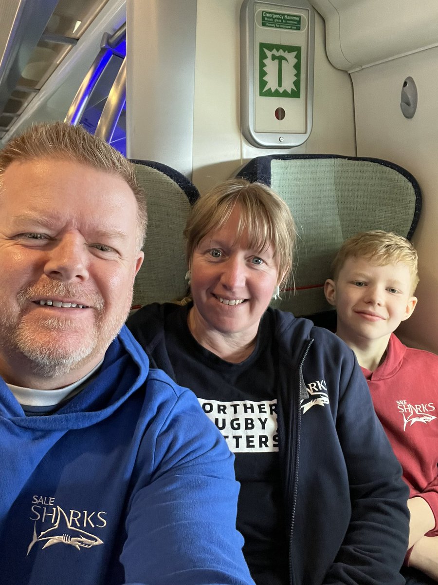 Morning #SharksFam we are on our way south to watch the mighty @SaleSharksRugby 

Safe travels all.

Let’s go lads, we’ve got this 🦈💪

#SAAAYUL #SAAAYUL 
#NorthernRugbyMatters