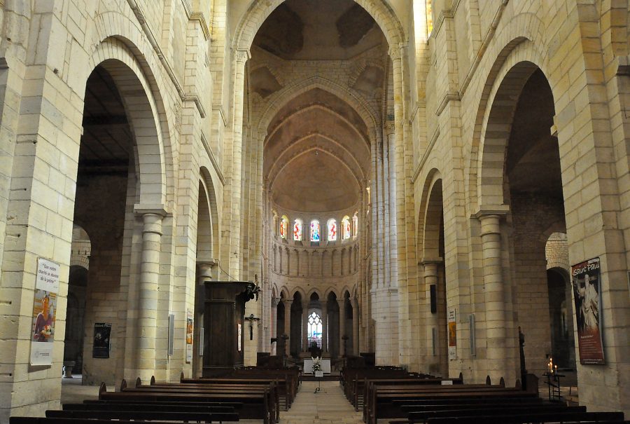 54ème match des 64ème de finale : - Basilique Notre Dame du Port CLERMONT FERRAND (63) Face à - Abbatiale Notre Dame LA CHARITE SUR LOIRE (58) Photos dans l'ordre cité Les votes ci-dessous #concourseglise