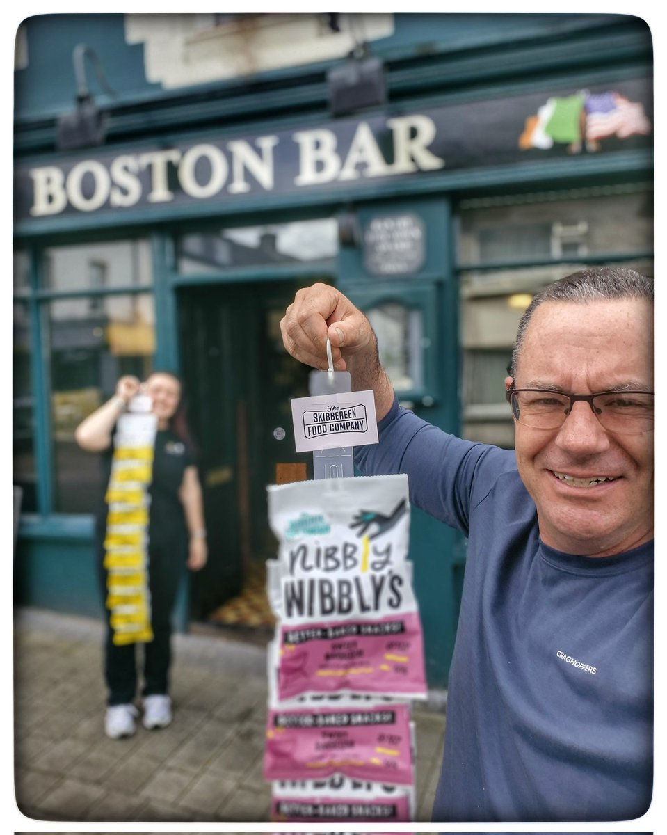 *** Another Great West Cork Pub ***

Thanks to Danny Collins for stocking Nibbly Wibbly's at the Boston Bar

Delighted that Bantry can indulge in Better Baked Corn Snacks. 🌽 🌽 🌽 

@corkfoodie @MTU_ie @SouthoftheN71 @theskibeagle @WhatsOnWestCork @TourismHospDept @Bordbia