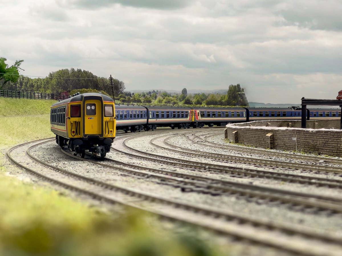 And…I almost forgot to post this! 🤩 One of @pinza1962 creations! Proved incredibly popular both at the club and on the socials at @Chatham_mrc 😍 Who doesn’t love the nostalgia of toothpaste NSE! Photos by yours truly! 😉📸 #tmrguk #nse #networksoutheastern