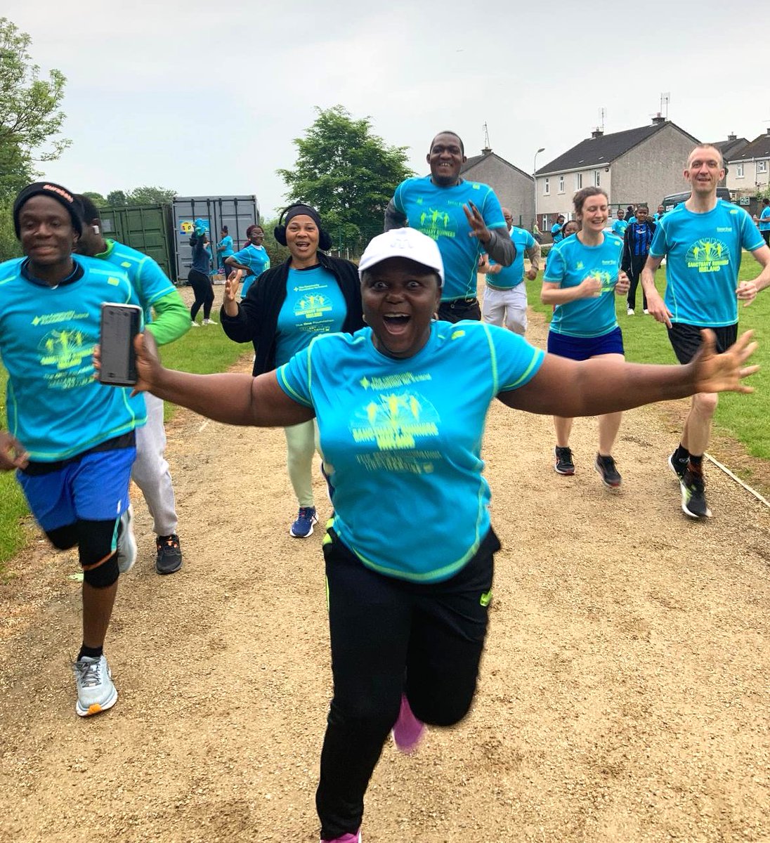 🔵A super training session for @TheCorkMarathon last night in Fermoy! Smiles, laughter & friendship building in every stride. Thanks so much to the guys from Grange-Fermoy AC for the training. And of course to @hayzor78 & the team @corkcitycouncil for helping us run on June 2nd!