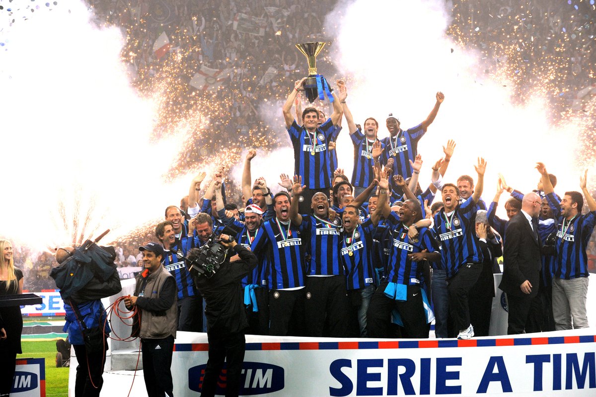 16 years ago, on a rainy afternoon in Parma, we won our 16th Scudetto 🇮🇹🖤💙 #ForzaInter #OTD